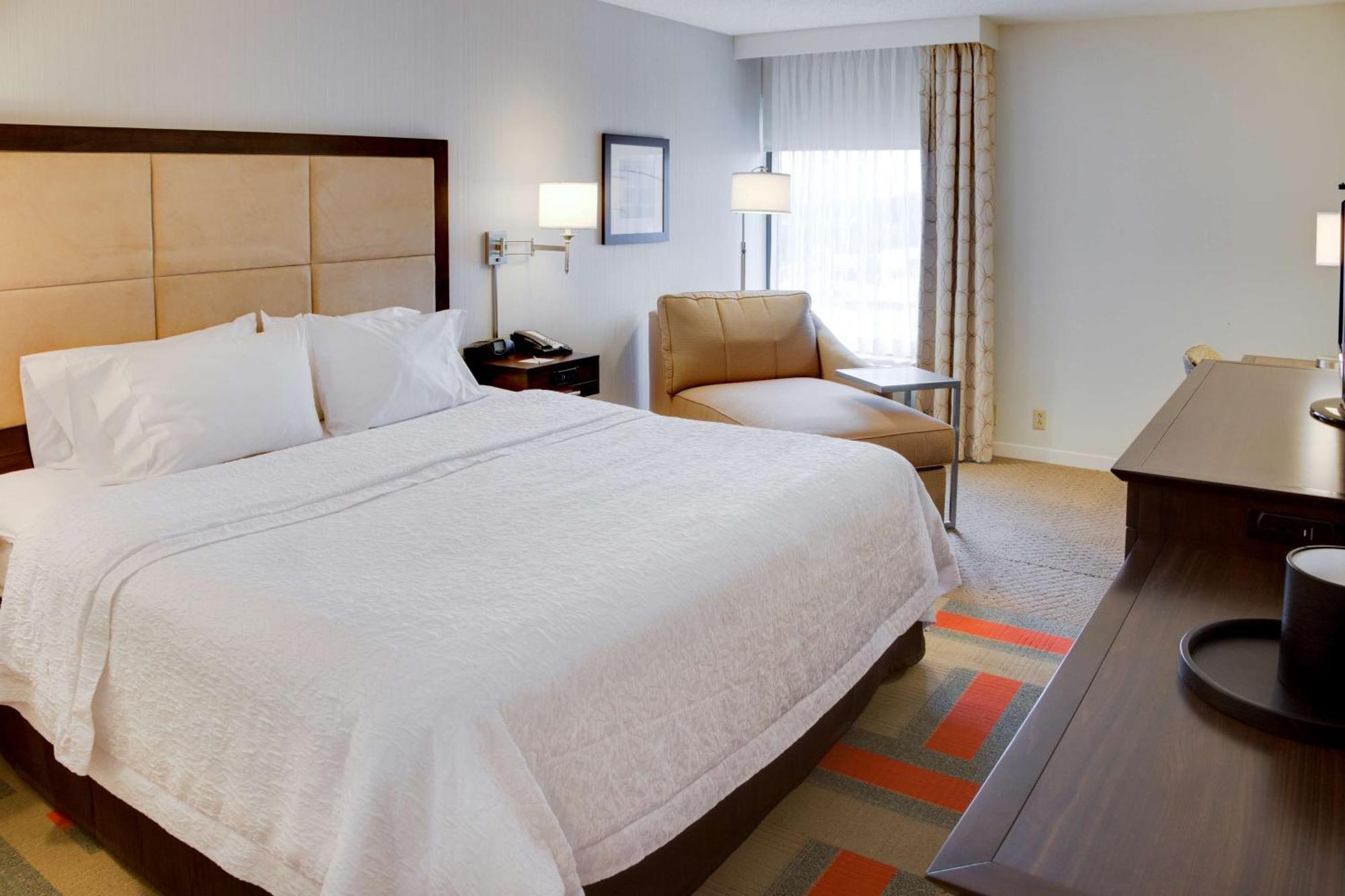 Hampton Inn Harrisonburg - University Exterior photo