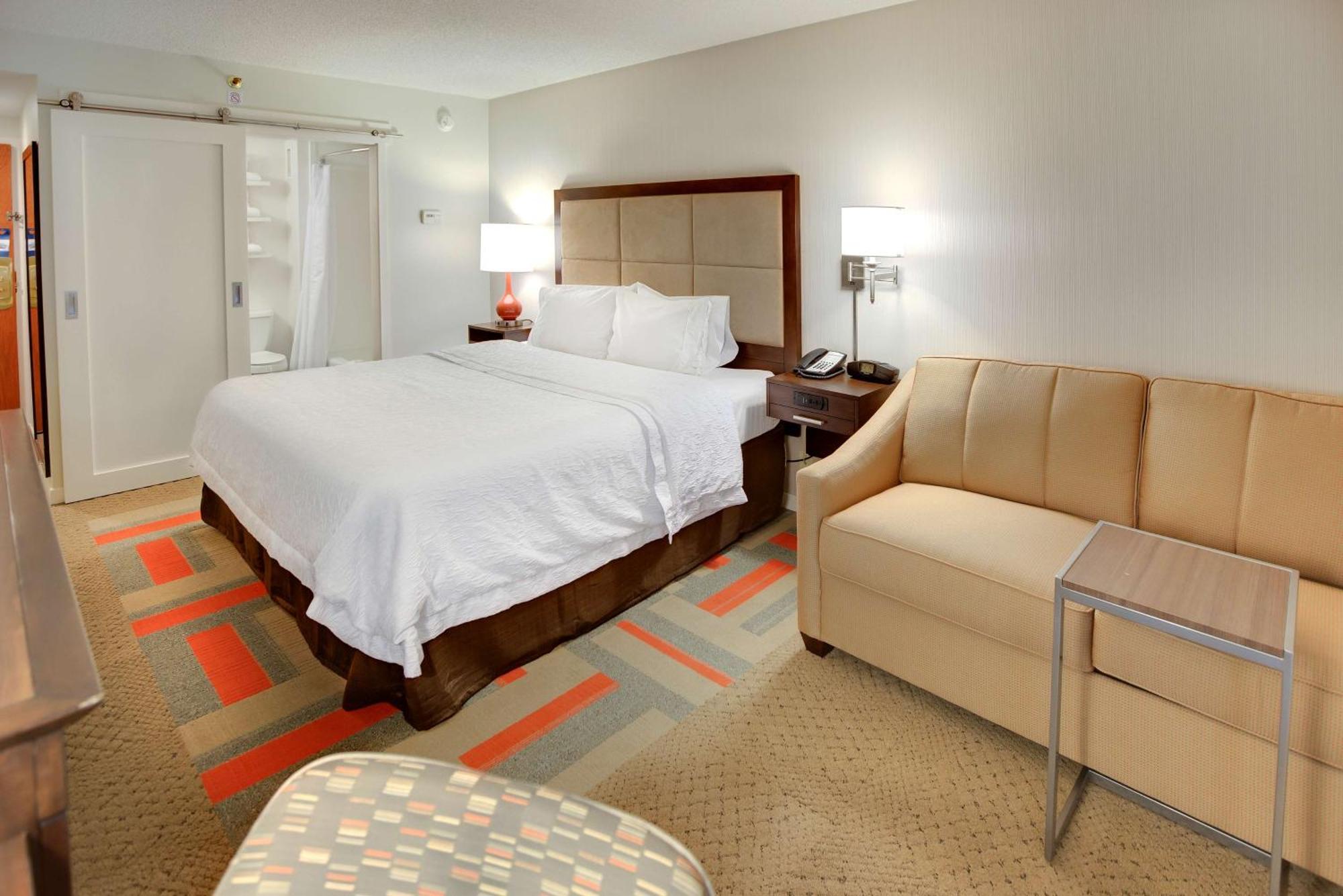 Hampton Inn Harrisonburg - University Exterior photo