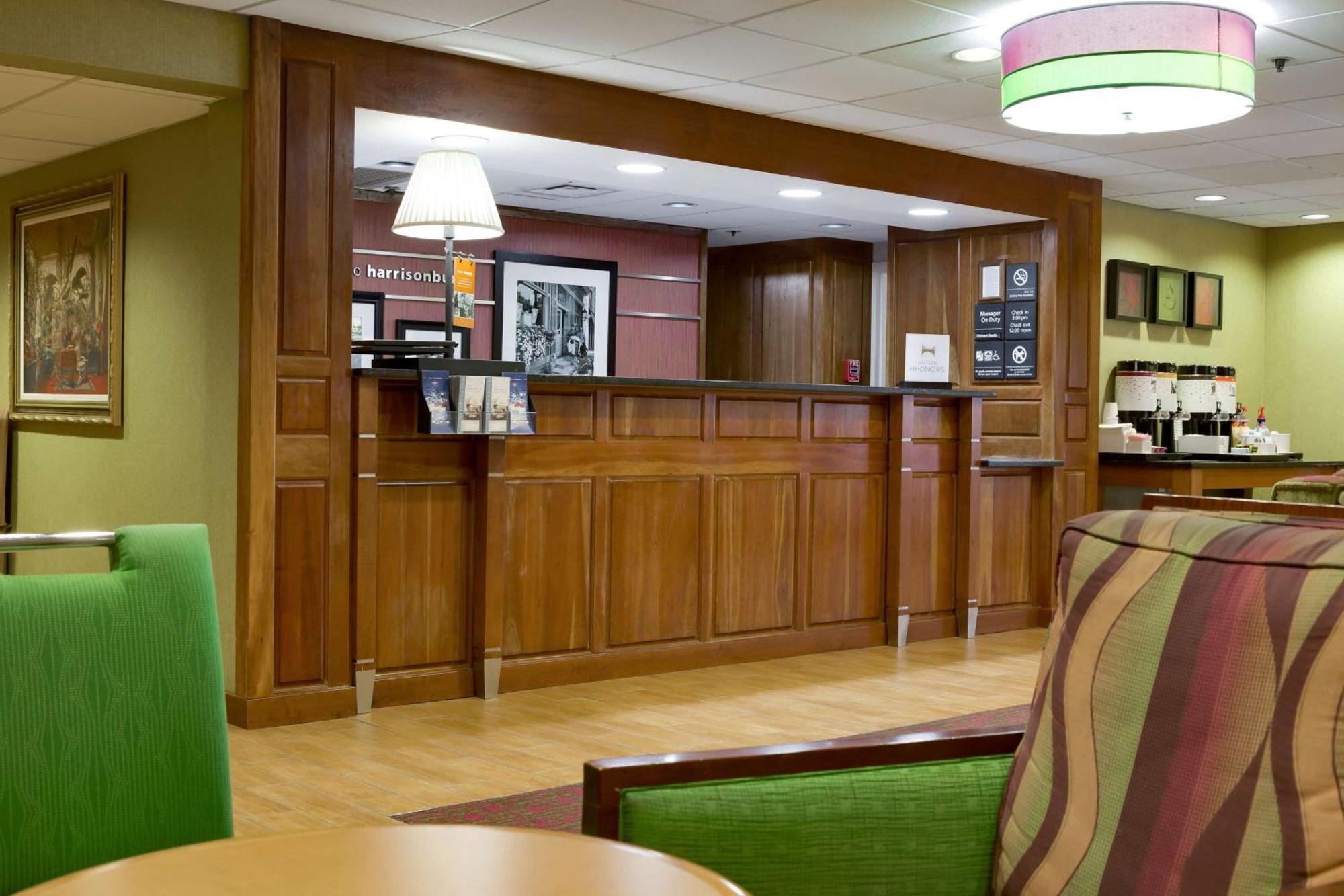 Hampton Inn Harrisonburg - University Exterior photo